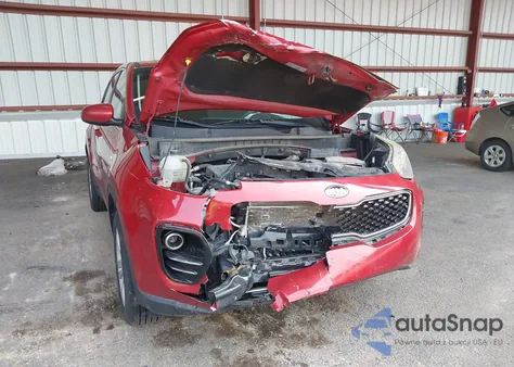 2018 Kia Sportage Lx z USA, uszkodzony, nr VIN KNDPMCAC9J7386293